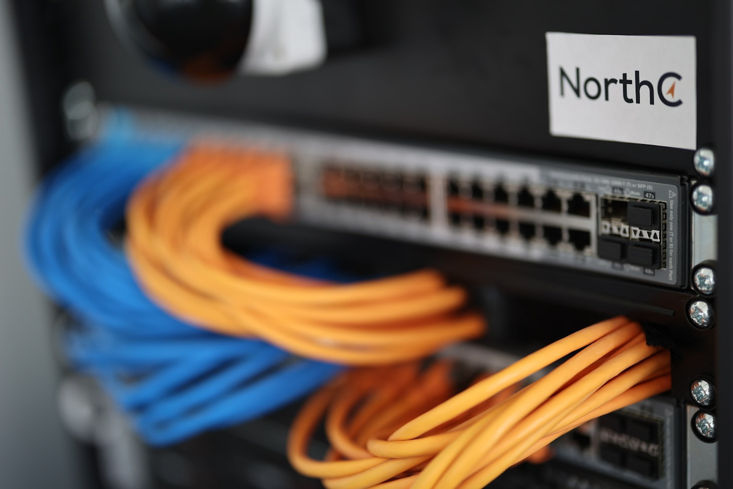 What Makes a Reliable IT Contractor in the Middle East